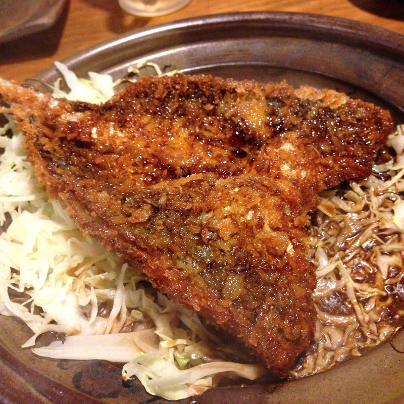 特大アジフライ(三鷹漁港 大介丸 （ミタカギョコウダイスケマル【旧店名】三鷹の魚しげ）)