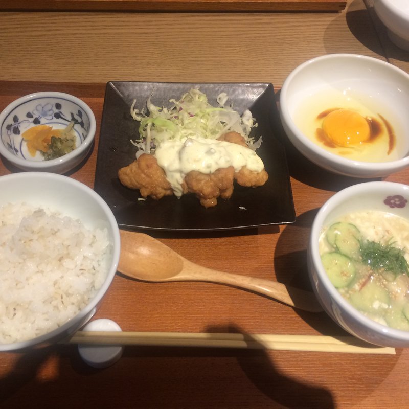 冷や汁とチキン南蛮定食(赤坂うまや 新宿)