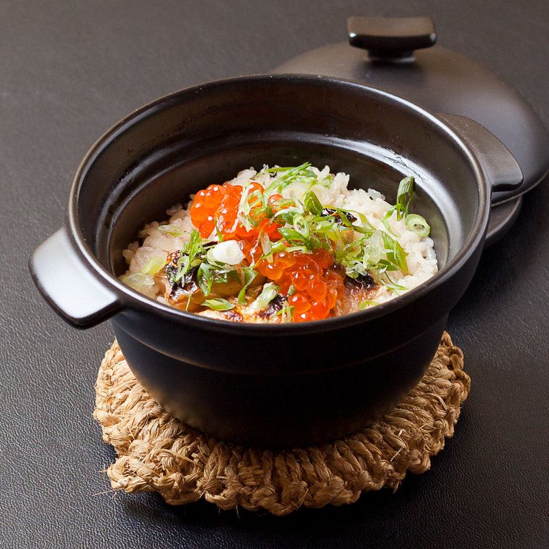 鮭ハラスといくらの土鍋御飯(銀波 新宿東口店 （GINPA）)