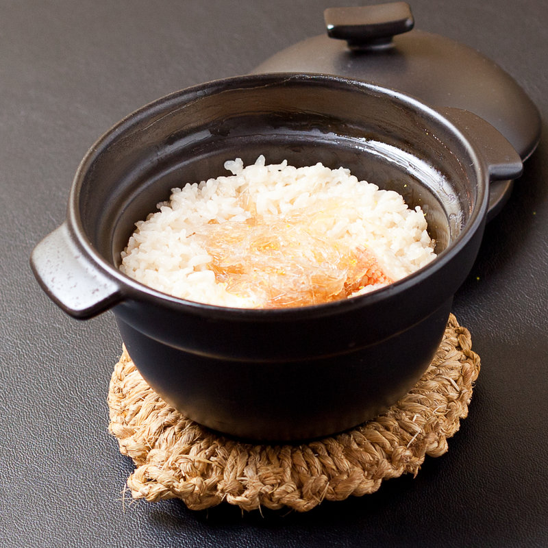 キンキとフカヒレの土鍋御飯(銀波 新宿東口店 （GINPA）)