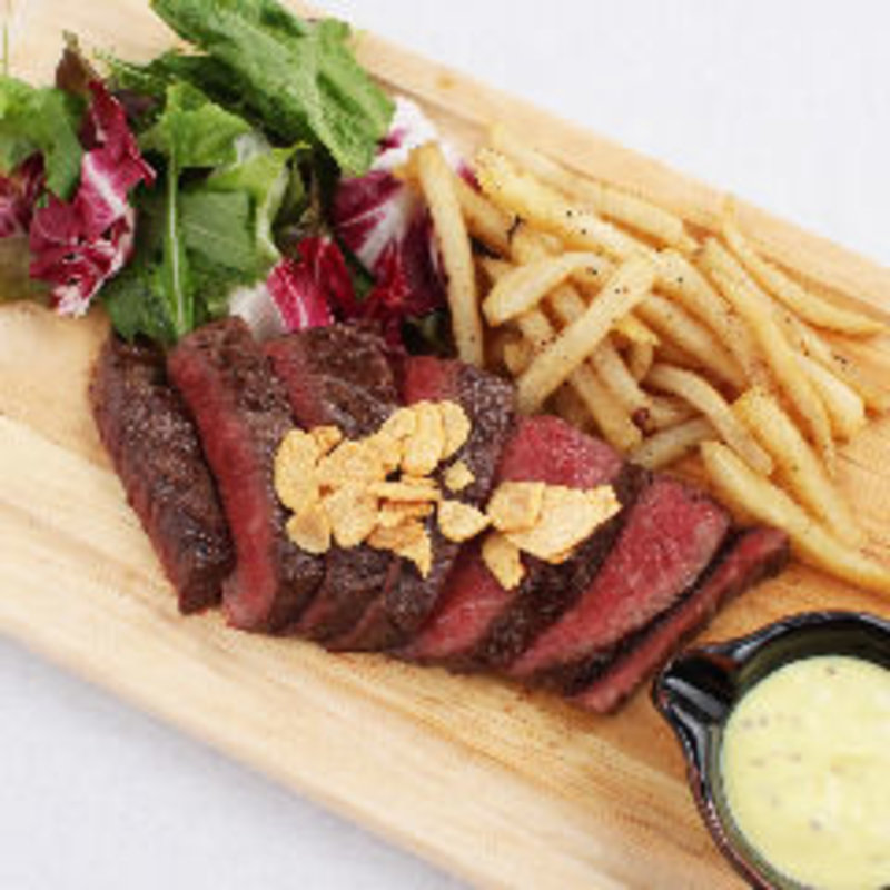 和牛ランプステーキ(肉バル HACHIKU )