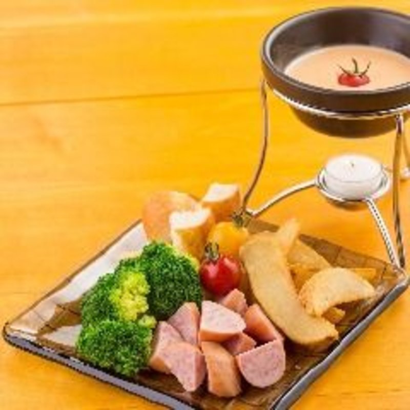 トマトチーズフォンデュ(肉バル HACHIKU )