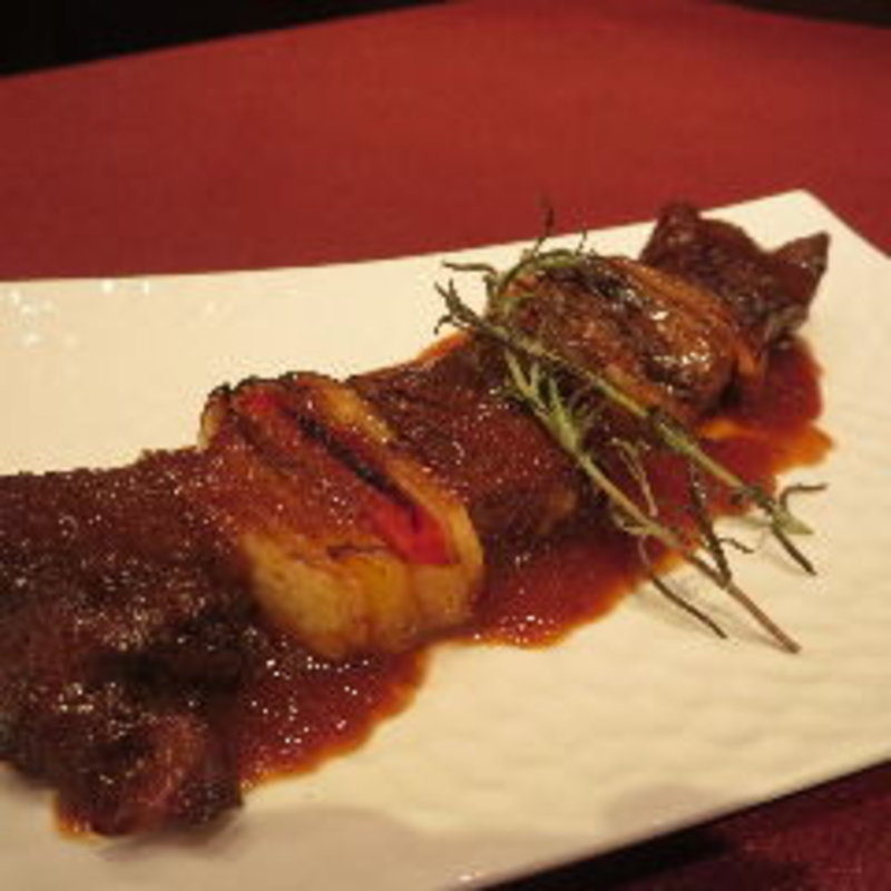 牛肩ロースの串焼きステーキ(ティアーモ425 （Ti amo-425）)