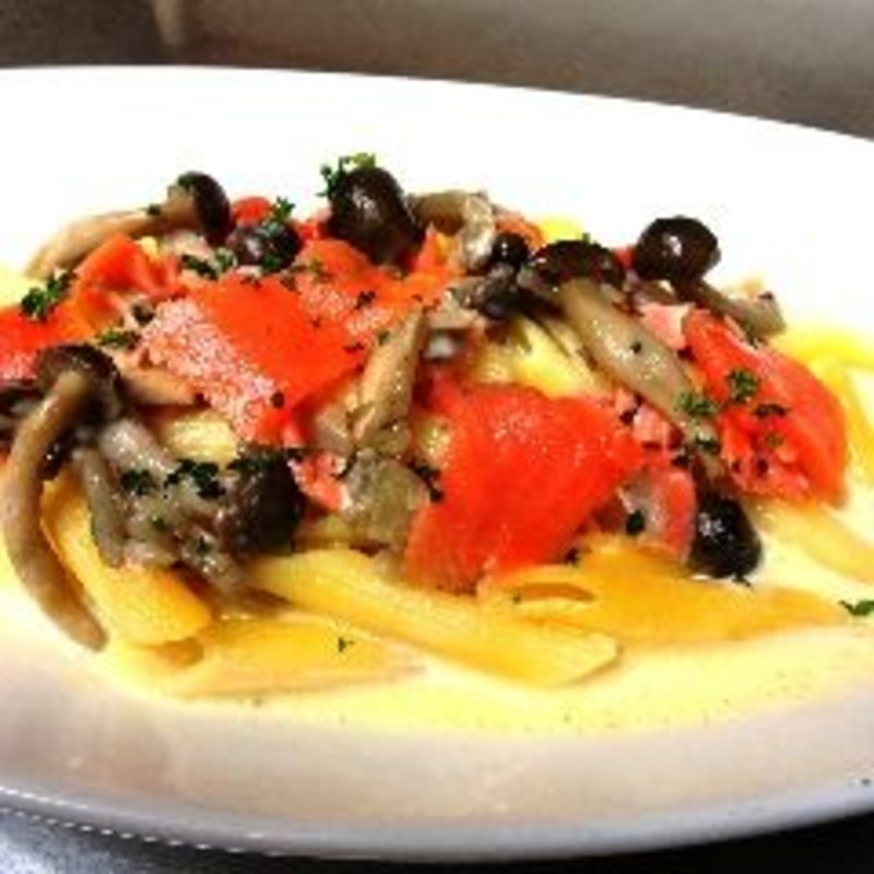 サーモンときのこのクリーム和えペンネ(ティアーモ425 （Ti amo-425）)