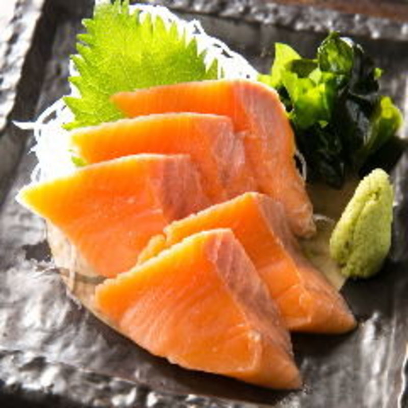 サーモンの刺身(居酒屋もりもり )
