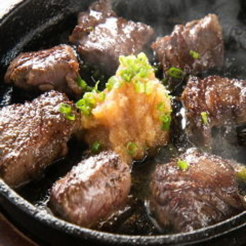 サイコロはらみステーキ(居酒屋もりもり )