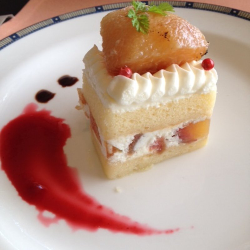 桃のショートケーキ(ミクラスカフェ)
