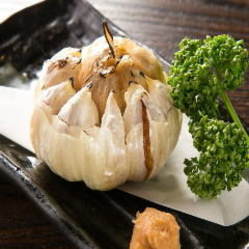 にんにくの丸揚げ(居酒屋もりもり )