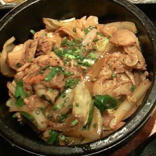 石焼豚丼(韓国料理 土火土火)