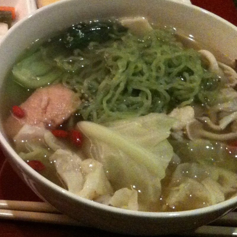 Aセット　回味　薬膳クロレラ入り麺(薬膳火鍋専門店天香回味 日本橋 本店)