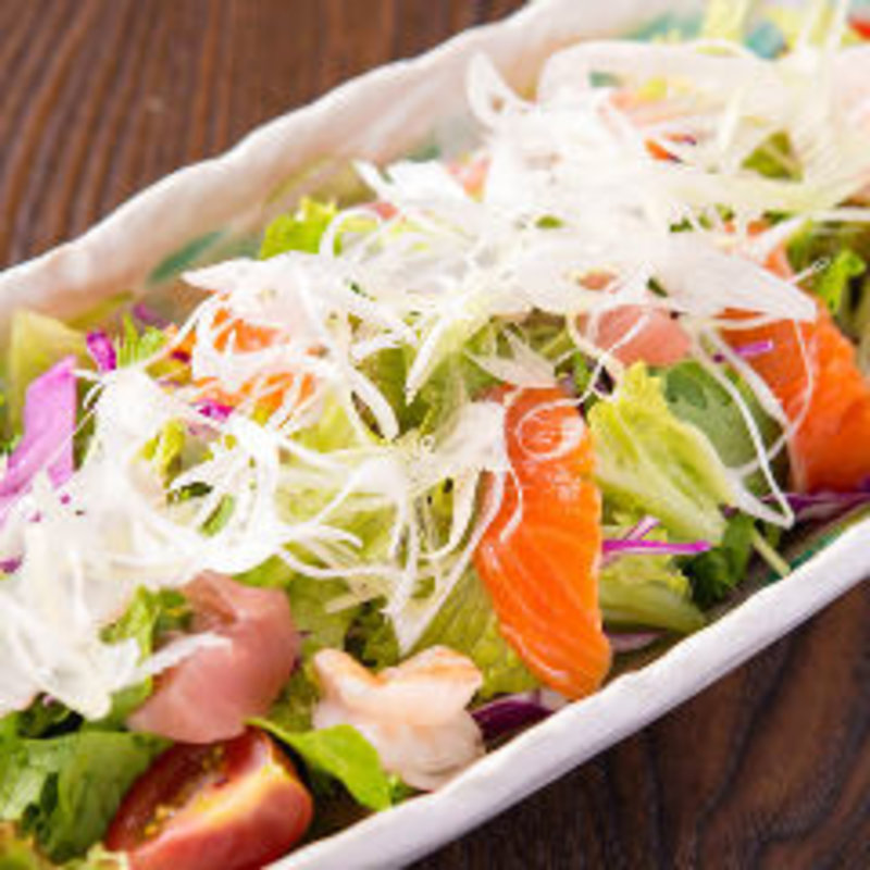 海鮮サラダ(居酒屋もりもり )