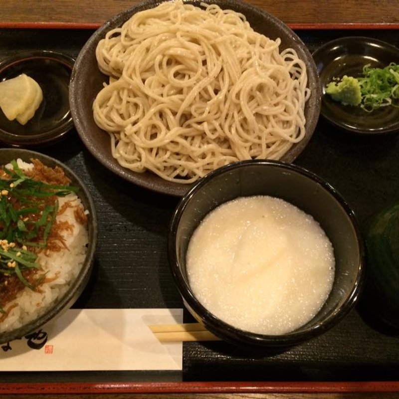 とろろ定食(ソば な也)