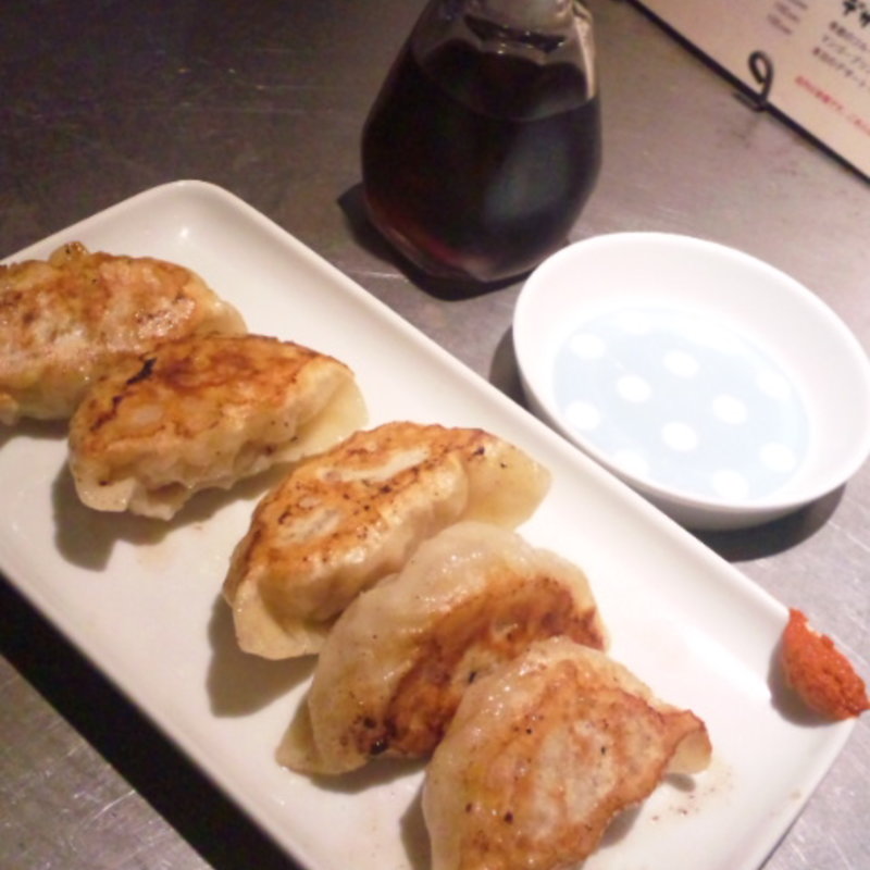 手作りギョーザ(ソラノイロ ARTISAN NOODLES)