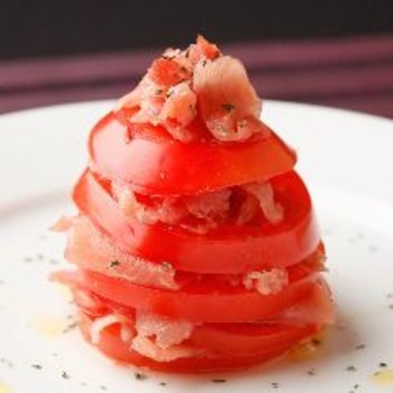 生ハムとトマトのミルフィーユ(NICNIC 北千住駅前 （ニクニク）)