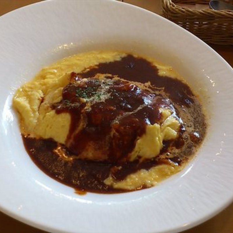 特製デミグラスソースのオムライス(グレイスガーデンプラス)