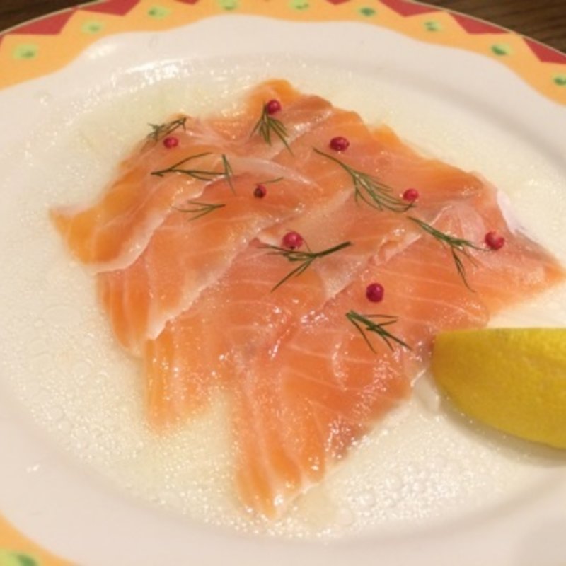 キングサーモンのカルパッチョ(ビヤホールライオン 銀座七丁目店 )