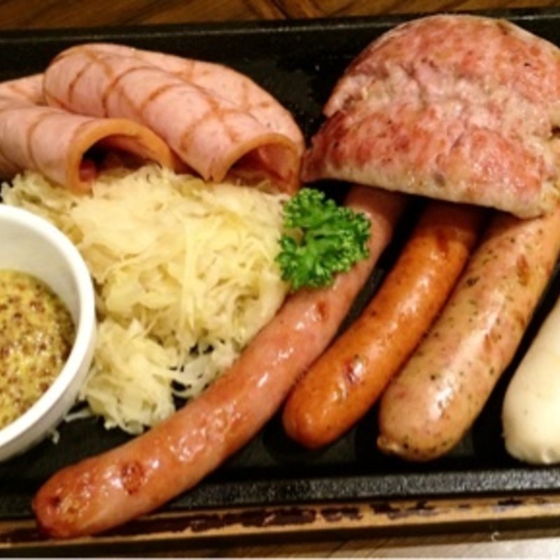 ソーセージ6種盛り合わせ(ビヤホールライオン 銀座七丁目店 )