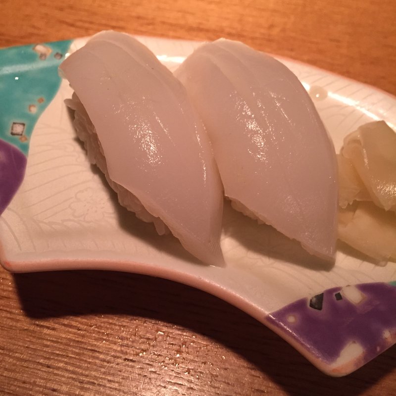 寿司 紋甲烏賊(鮨くいじーぬ しゃり )