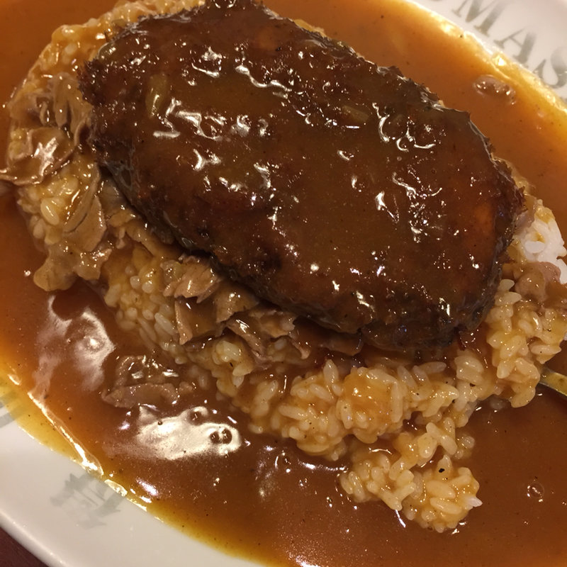 ビーフカレー ミンチカツトッピング(得正カレー)