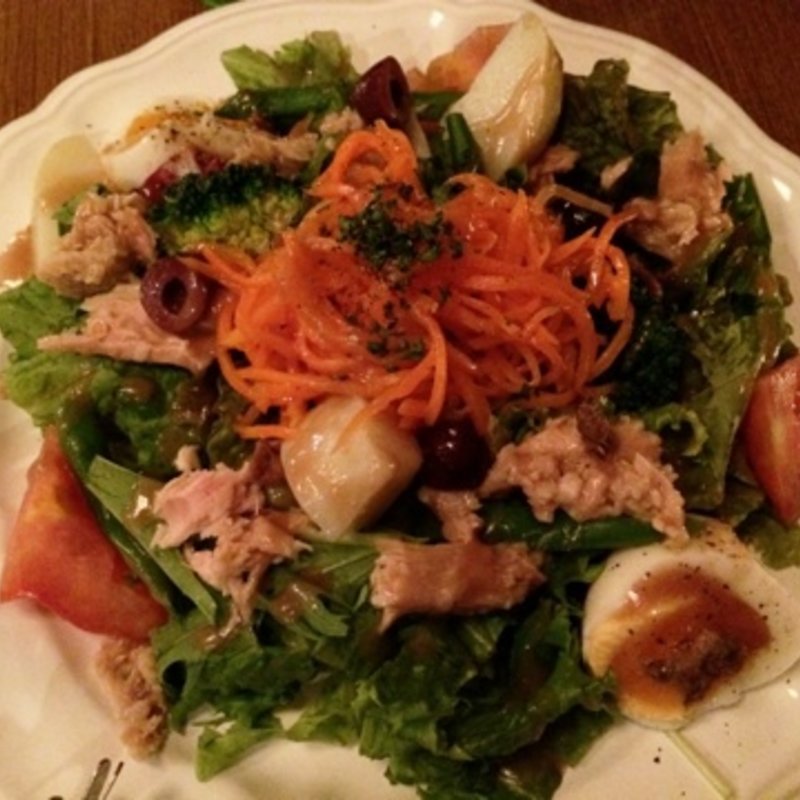 ニース風サラダ(サントラントヌフ CENT-TRENTE-NEUF)