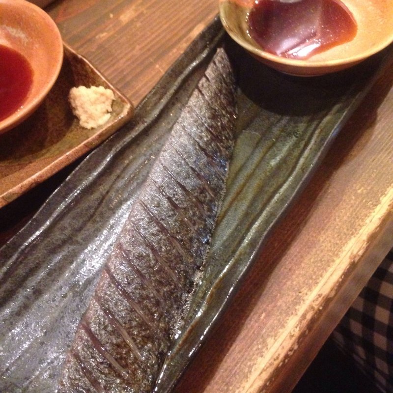 炙りたてしめさば(梅田日本酒バルEVISU （エビス）)