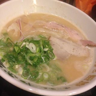鶏こつ麺(地鶏×地酒居酒屋 やぶ家元町店)