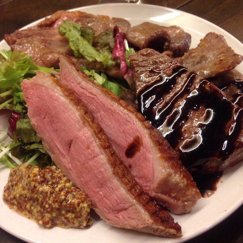 いろんなお肉をちょっとずつ 肉盛 350g(京都ダイナー)