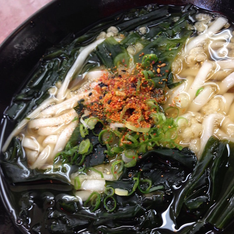 わかめうどん(たつみや)