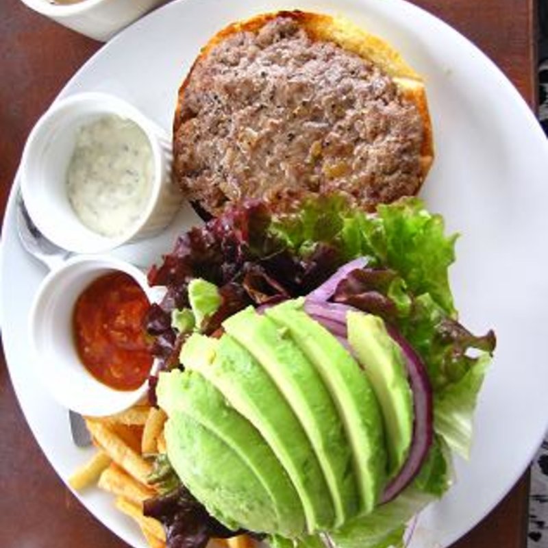 鵠沼バーガー(カブトスカフェ)