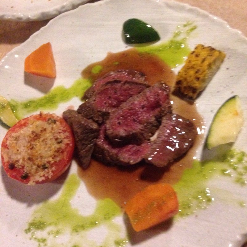 牛ロースのテリヤキ赤ワインソース(ミマスヤ モナミ （みます屋 MON AMi）)