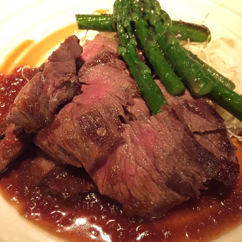 牛ロースのステーキ お野菜添え(鮨くいじーぬ しゃり )