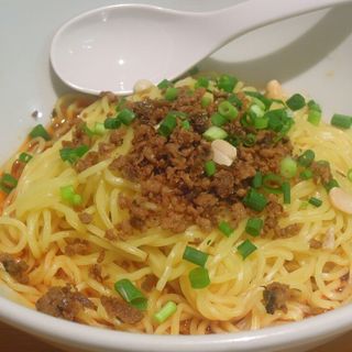 汁なしタンタン麺(栄児 家庭料理 サンシャインシティ店 （ロンアール カテイリョウリ）)