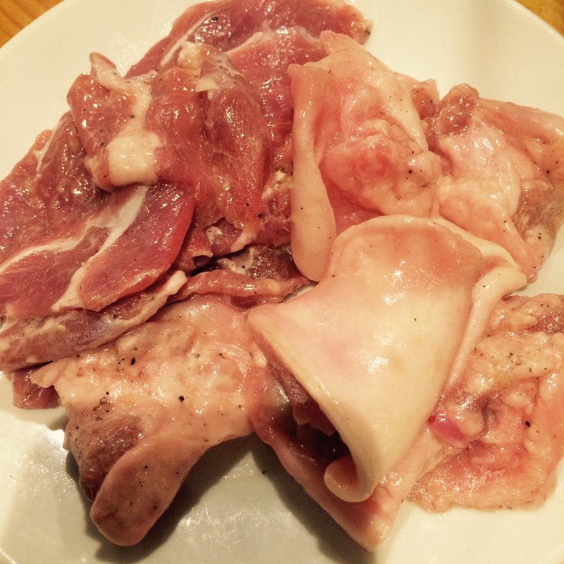 のどぶえ＆こめかみ(炭火焼きホルモンまんてん 代々木店)