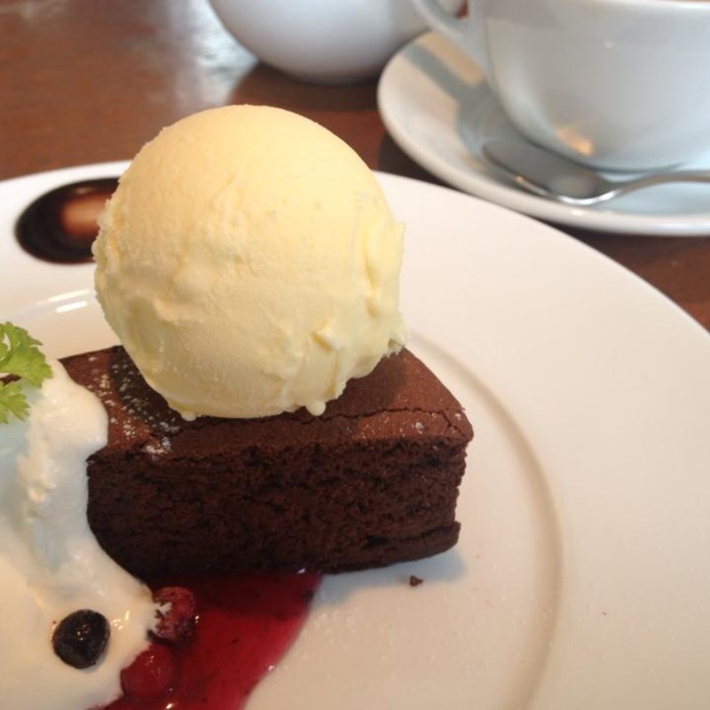 ドルチェセットガトーショコラ(DBL CAFE DINER （ダブルカフェダイナー）)