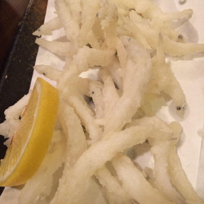 白魚のからあげ(三平酒寮 舟甚)