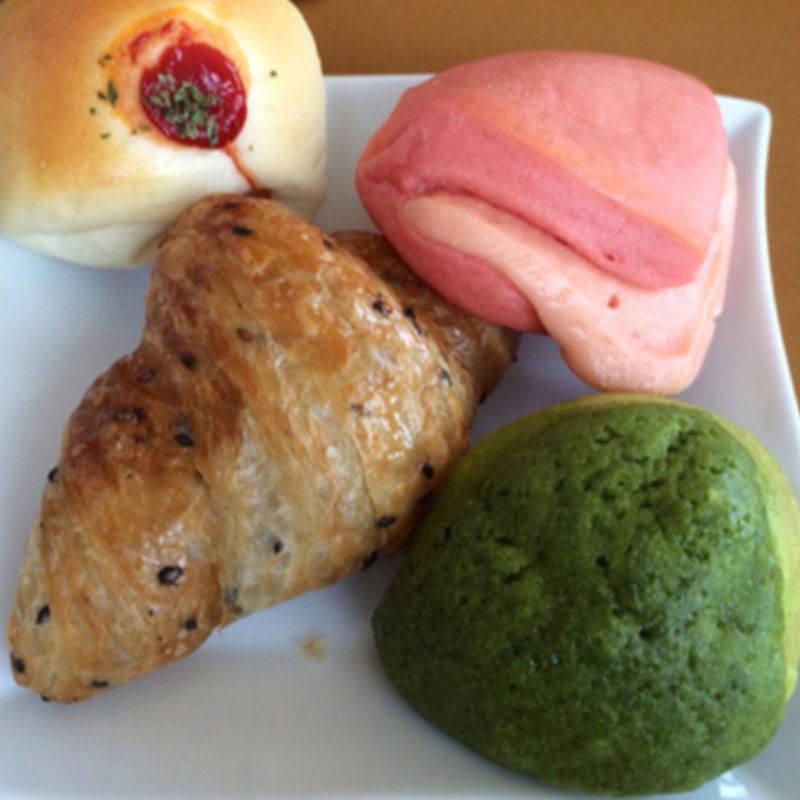 焼きたてパン(グレイスガーデンプラス)