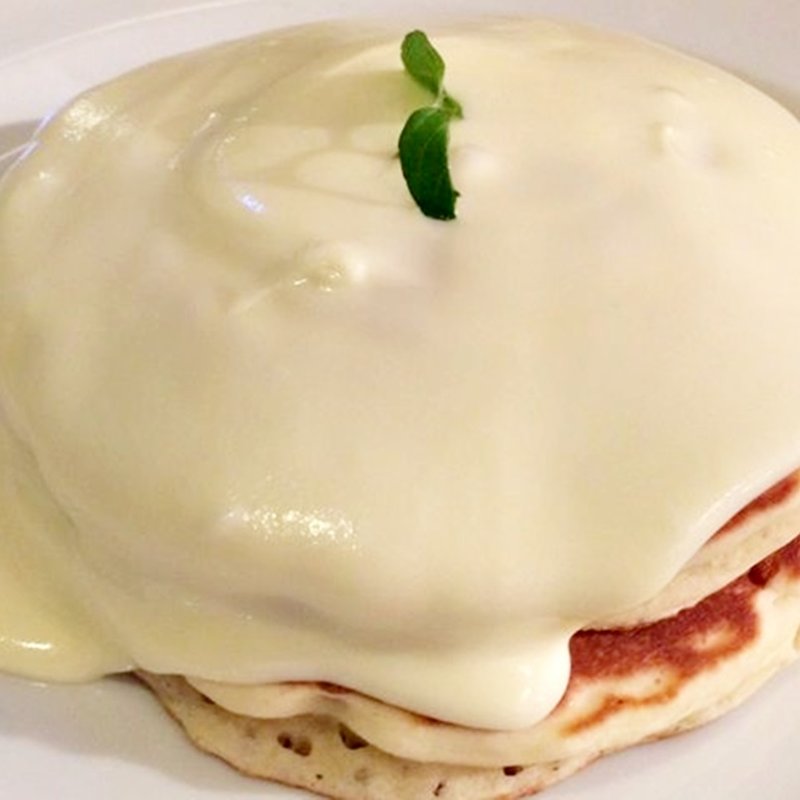 クリームチーズパンケーキ(Cinnamon's Restaurant)