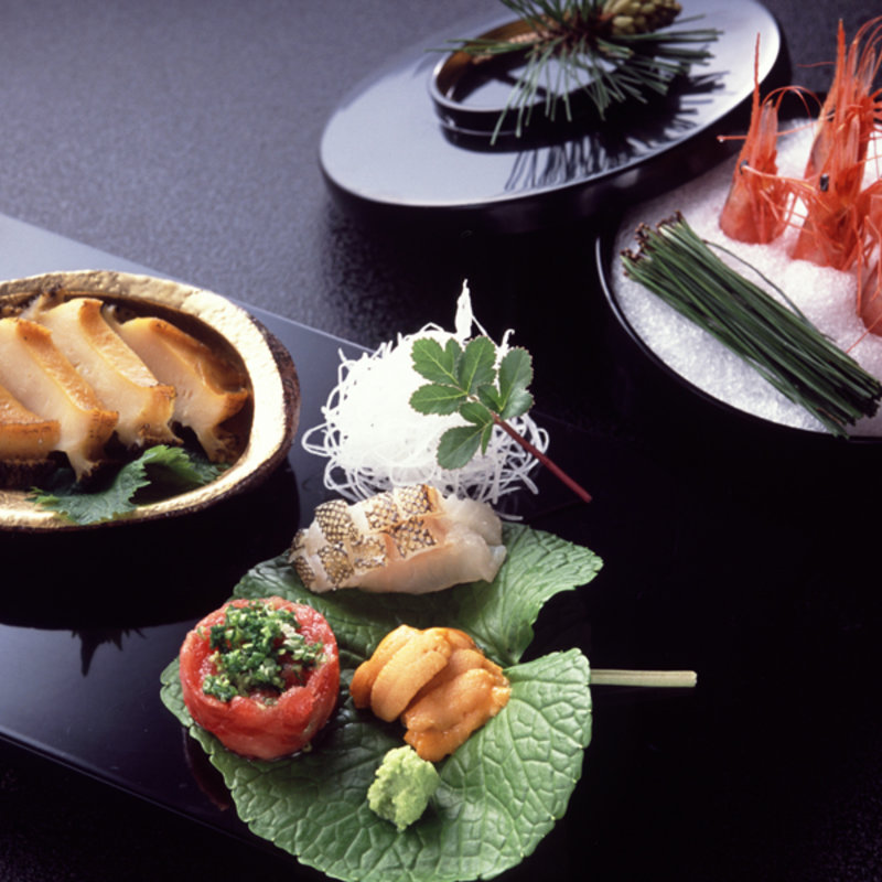 昼の懐石コース(花懐石ふる林)