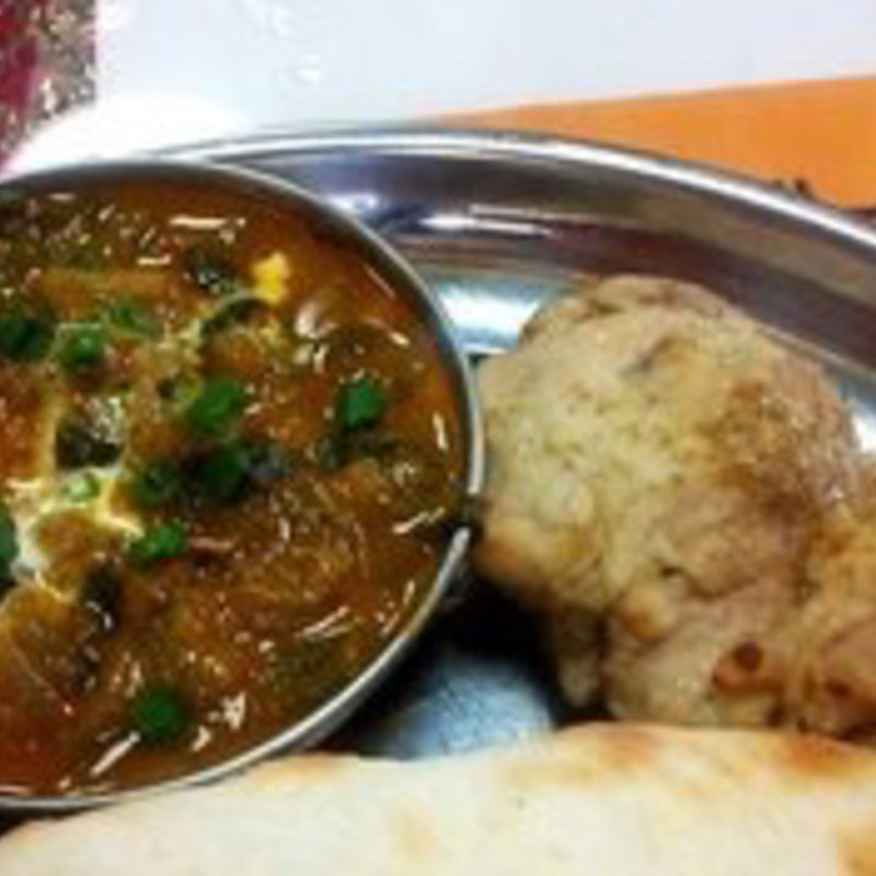 ほうれん草カレー&マライティッカ(インドカレー・チャイ Chai)