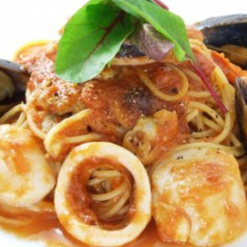 魚介のトマトソースパスタ(グレイスガーデンプラス)