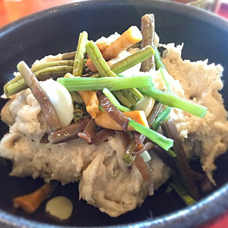 そばがき(秦野市田原ふるさと公園そば処東雲)