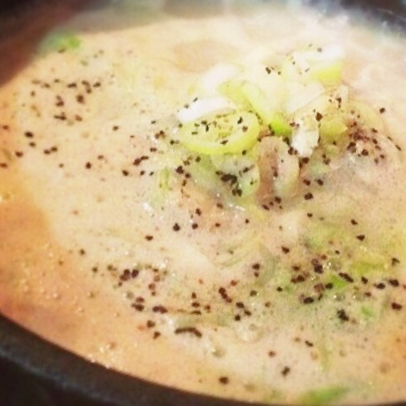 参鶏湯(オムニ食堂 三軒茶屋店)