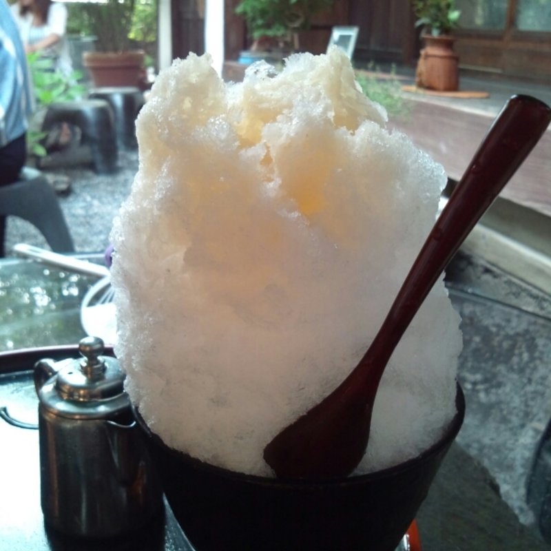 ピーチ姫のミルクヨーグルト(阿左美冷蔵 金崎本店)