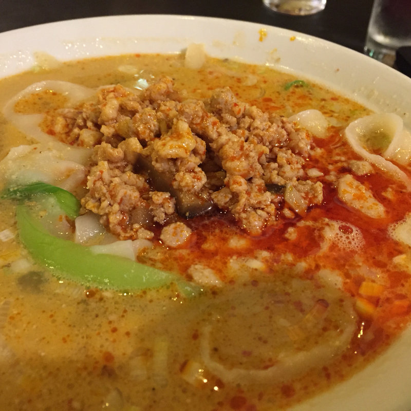 刀削麺 担々麺味(猪八戒 千駄ヶ谷店 （チョハッカイ）)