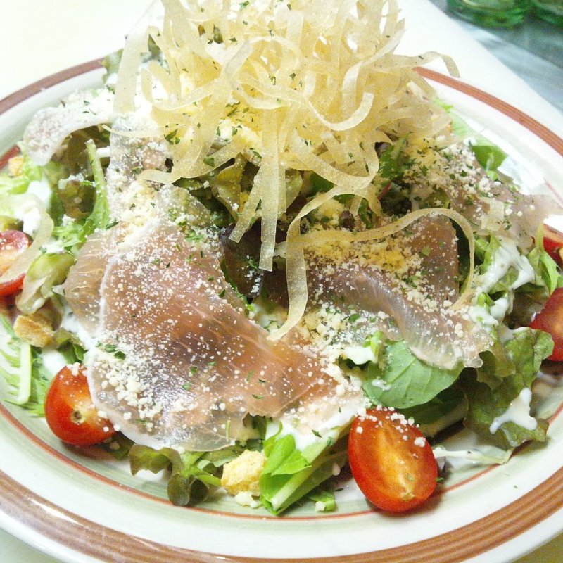 生ハムのシーザーサラダ(SOL （ソル）)
