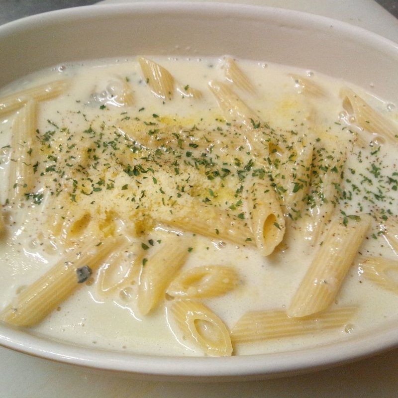 ペンネゴルゴンゾーラ(SOL （ソル）)