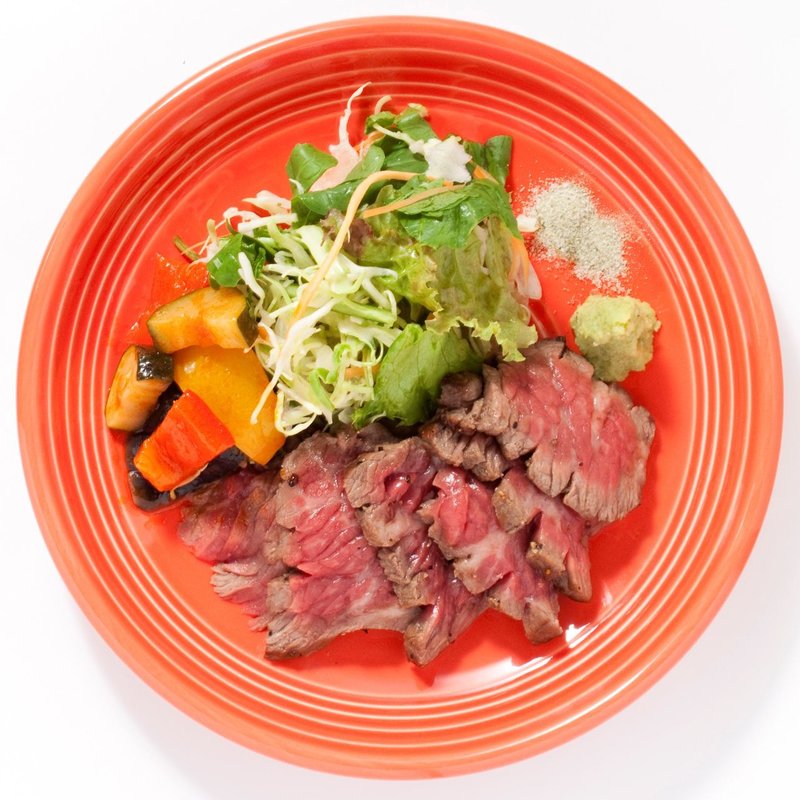 赤城熟成牛のステーキ(一歩一歩のカフェ食堂)