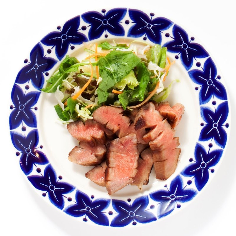 厚切り牛タンステーキ(一歩一歩のカフェ食堂)