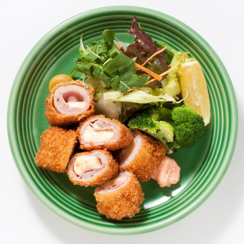 ハーブ三元豚カツ(一歩一歩のカフェ食堂)