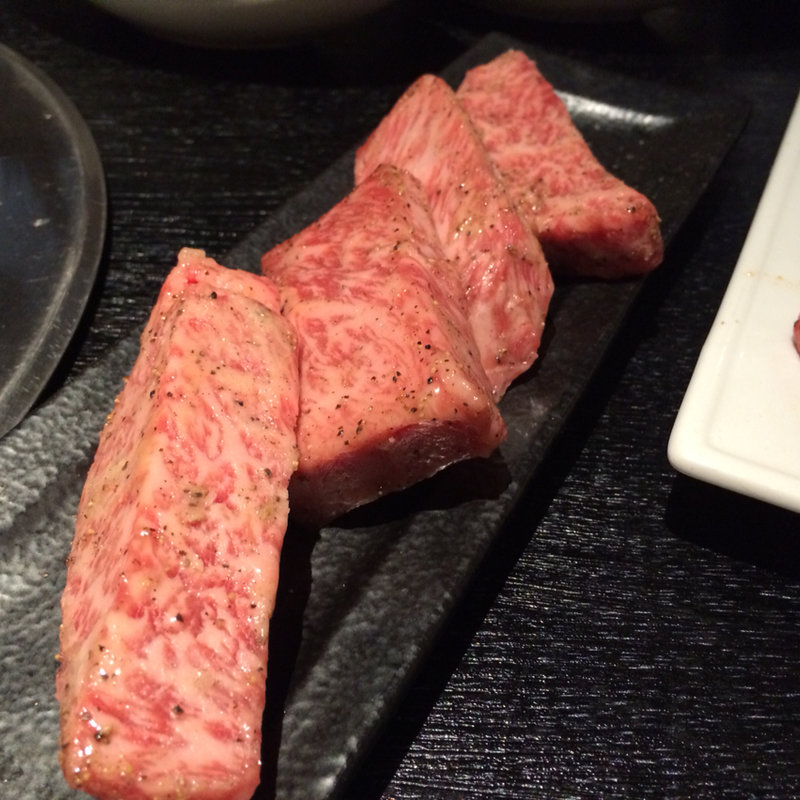 リブロース(特選和牛焼肉やなか)